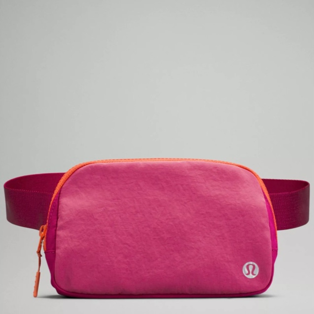 lulu lemon Everywhere Belt Bag